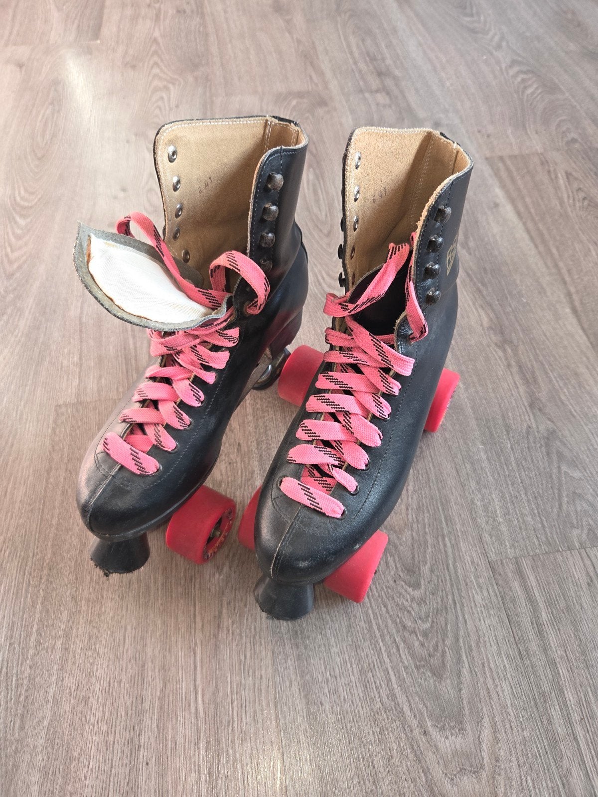 Vintage rolschaatsen - Maat 41, Kinderen en Baby's, Speelgoed | Buiten | Rolschaatsen, Ophalen of Verzenden, Gebruikt
