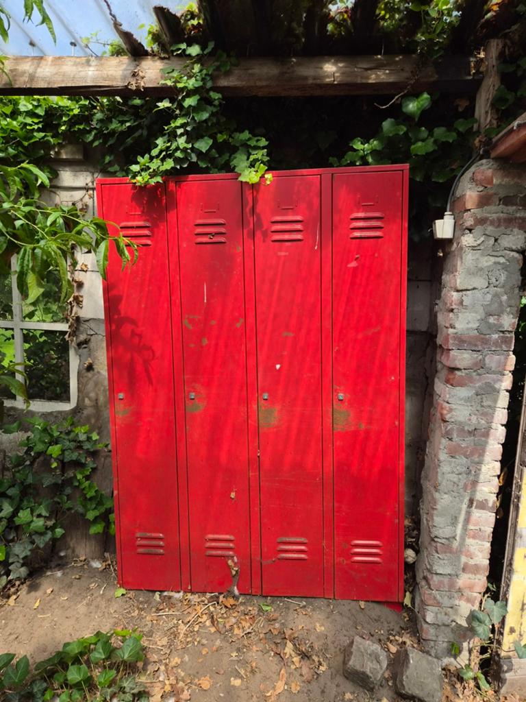 Locker, Ophalen