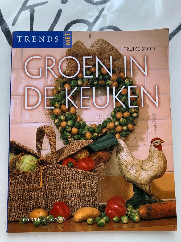 Creatief met trends in de keuken - Knutselboek, Hobby en Vrije tijd, Ophalen of Verzenden, Zo goed als nieuw, Natuur, Overige typen