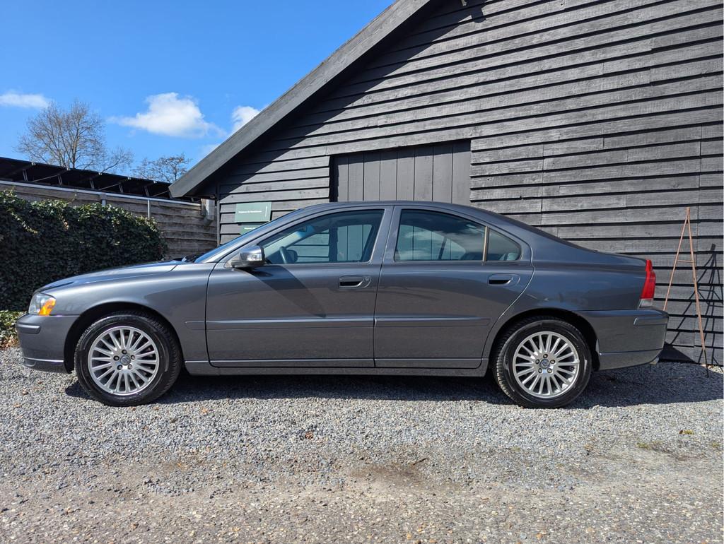 Volvo S60 2.4 Drivers Edition (bj 2007), Auto's, Voorwielaandrijving, Gebruikt, Zwart, 11 km/l