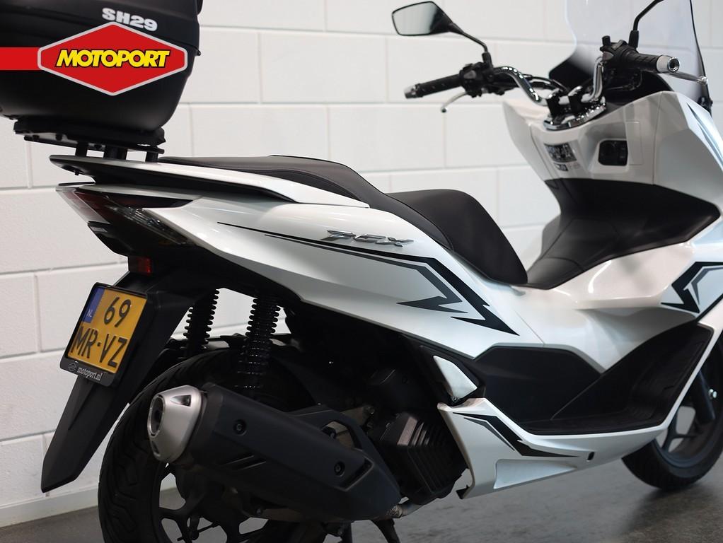 Honda PCX 125 ABS (bj 2022), Scooter, Bedrijf, Mc.benelux@honda-eu.com, 11 kW of minder