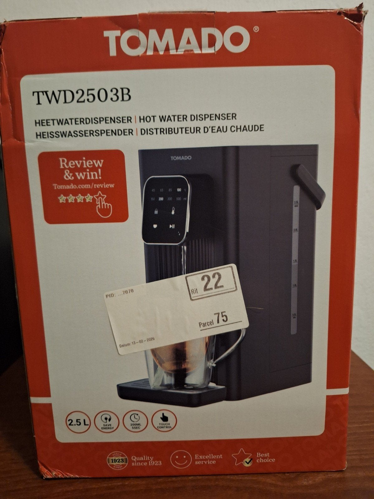 Tomado TWD2503B Heetwaterdispenser - Nieuw in doos, Witgoed en Apparatuur, Ophalen of Verzenden, Zo goed als nieuw