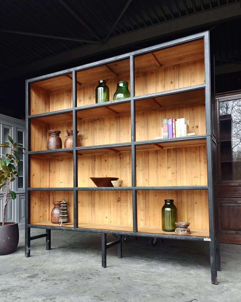 Gave zwarte boekenkast | Winkelkast sleets zwart #3334