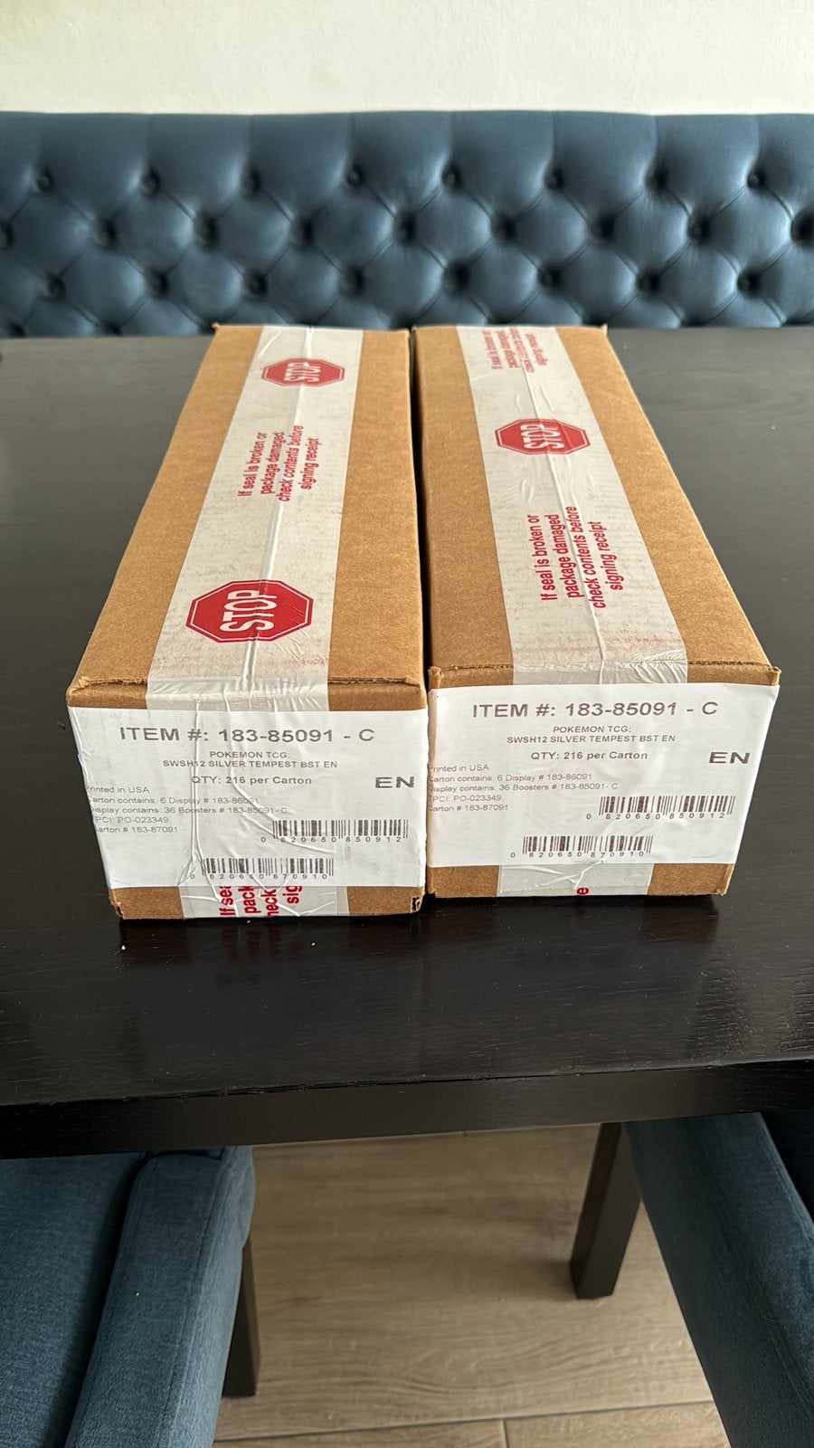 Silver Tempest Booster Box Case, Ophalen of Verzenden, Zo goed als nieuw, Boosterbox