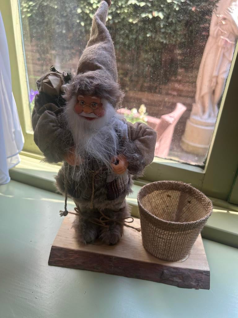Kerstman met plek voor plantje, Ophalen of Verzenden, Zo goed als nieuw