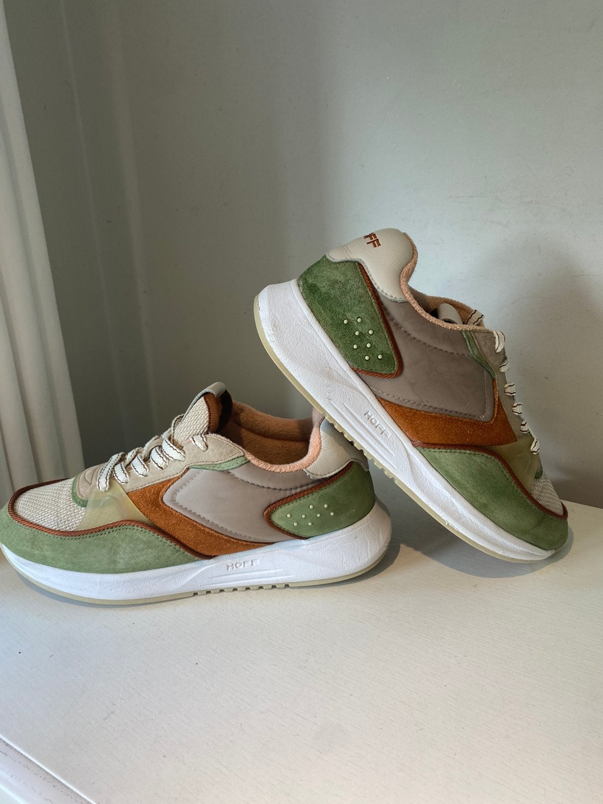 Sneakers Hoff Bronx. Maat 39. Groen, beige, oranje, Kleding | Dames, Ophalen of Verzenden, Groen, Sneakers of Gympen, Zo goed als nieuw