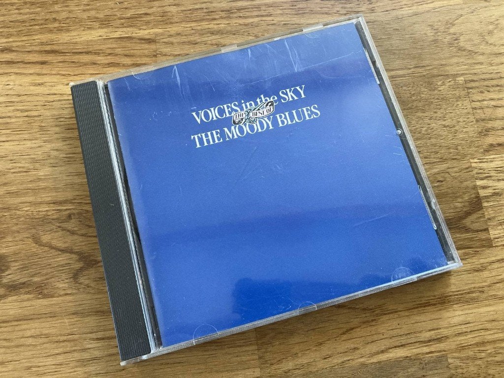 The Moody Blues / Voices In The Sky - The Best Of The Mood, Ophalen of Verzenden, Zo goed als nieuw, Poprock