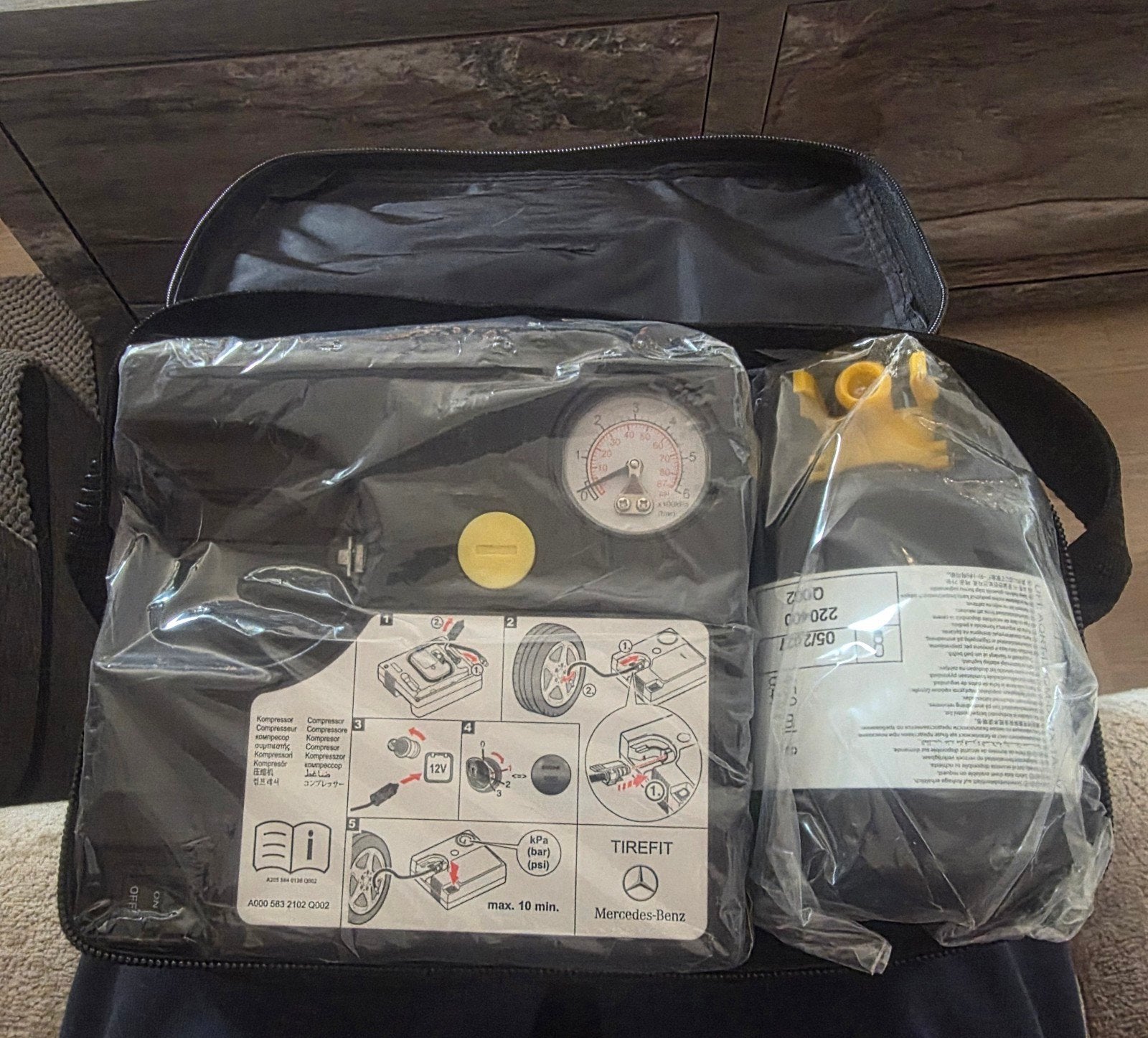 Mercedes-Benz TIREFIT Bandenreparatieset, Auto diversen, Ophalen of Verzenden, Nieuw