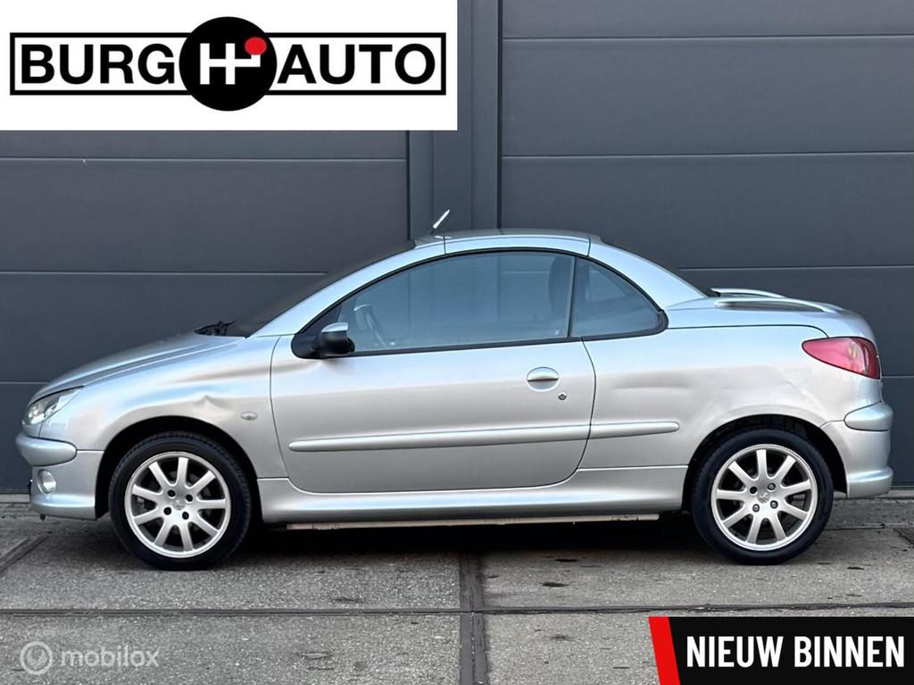 Peugeot 206 CC 1.6-16V Quiksilver - APK T/M 30-03-2027 - CLI, Auto's, Peugeot, Voorwielaandrijving, Stof, Gebruikt, Zwart
