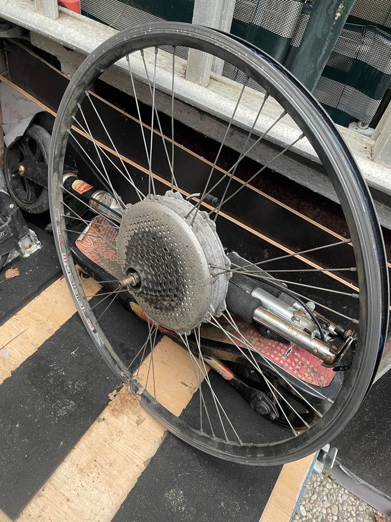 Trek navigator t500[+] achtermotor, Ophalen, Gebruikt