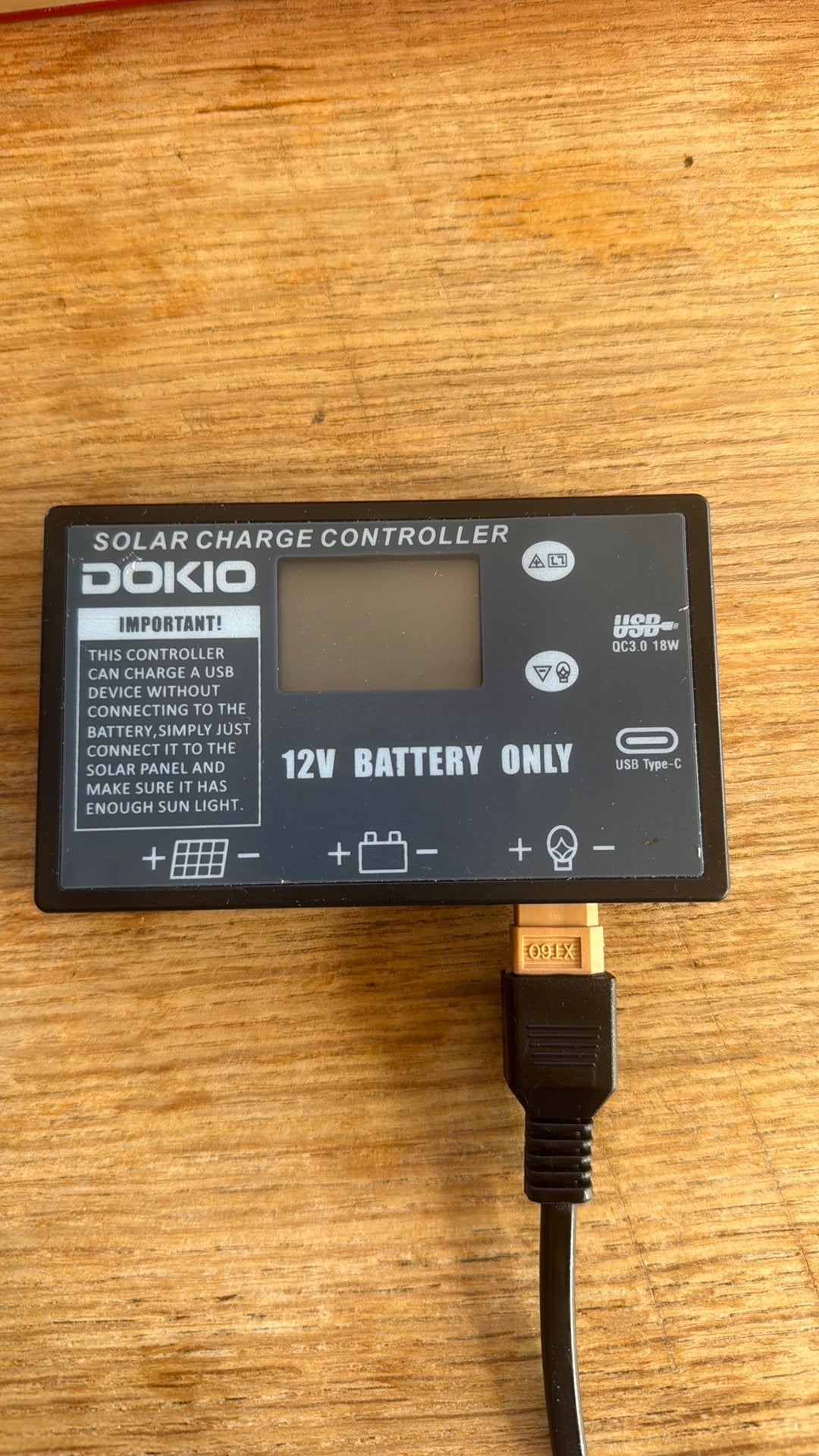 Solar charger voor 12 Volt accu, Ophalen of Verzenden, Zo goed als nieuw