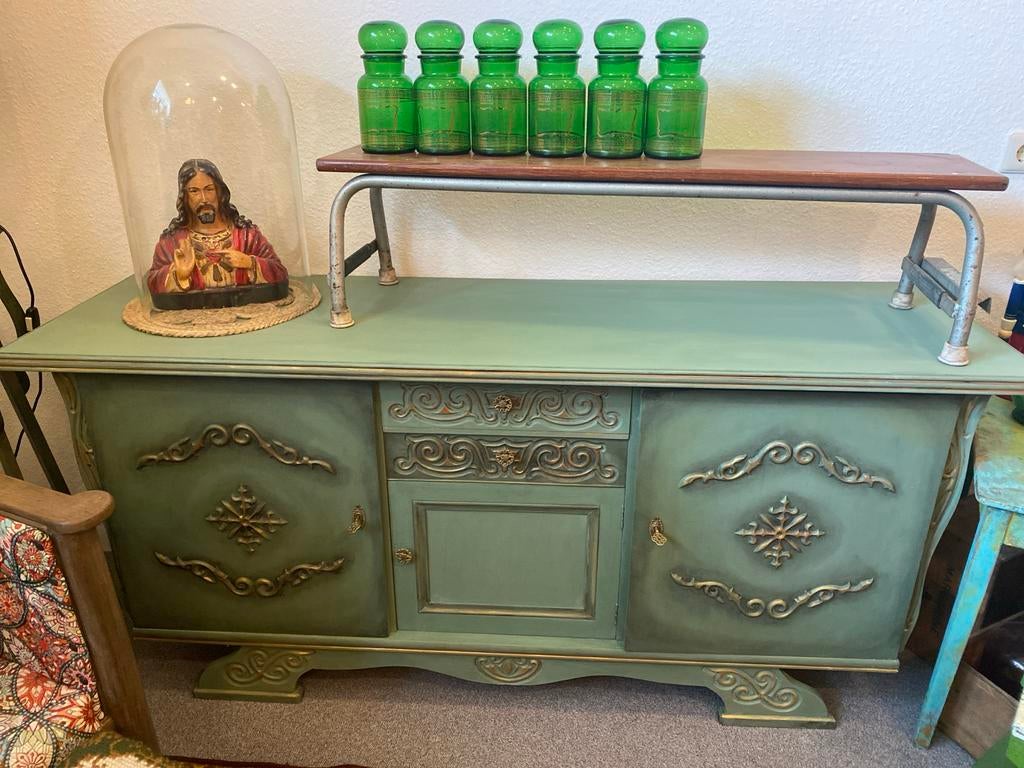 Uniek vintage dressoir/sideboard in groen met goudaccenten, Ophalen