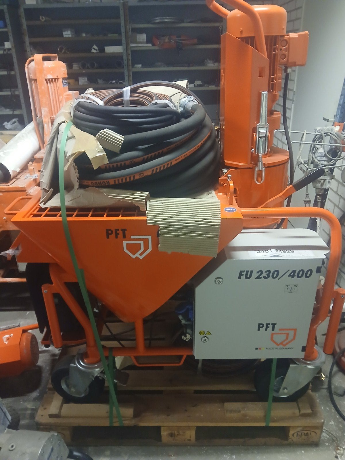Stuc stukadoor gips Pft fu 230/400 nieuw gipsspuit machine, Doe-het-zelf en Verbouw, Ophalen of Verzenden, Nieuw