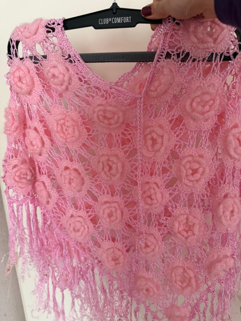 Partij nieuwe roze zwart of wit poncho’s totaal 30 stuks, Ophalen of Verzenden, Nieuw, Overige maten