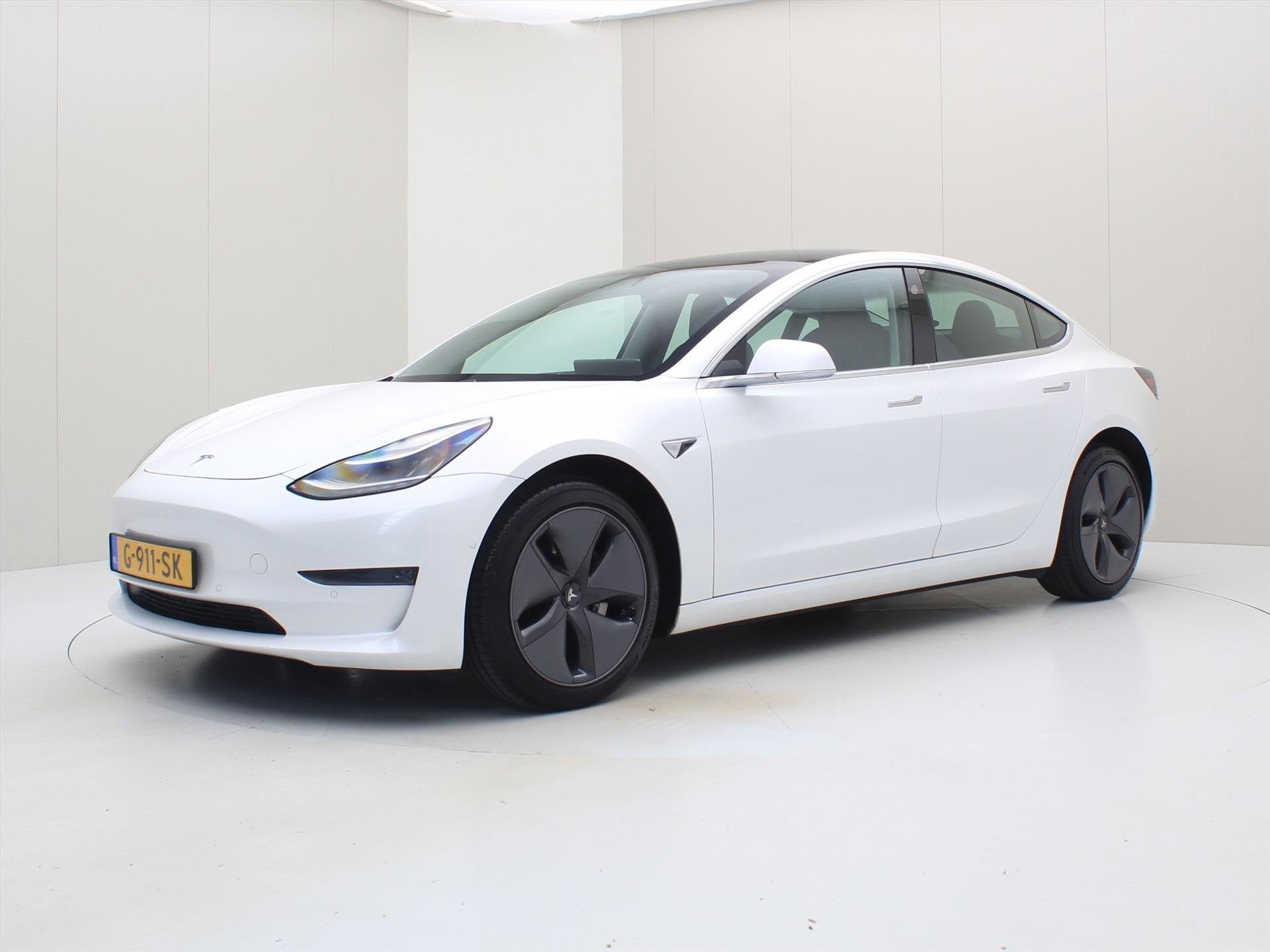 Tesla Model 3 Long-Range AWD 351pk 75 kWh [ AUTOPILOT+620KM