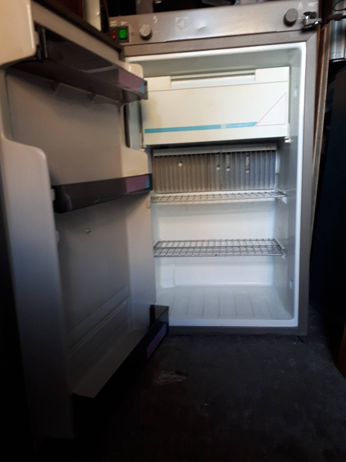 Elektrolux RM275 absorptie inbouw camper caravan op gas 220v, Ophalen of Verzenden, Gebruikt
