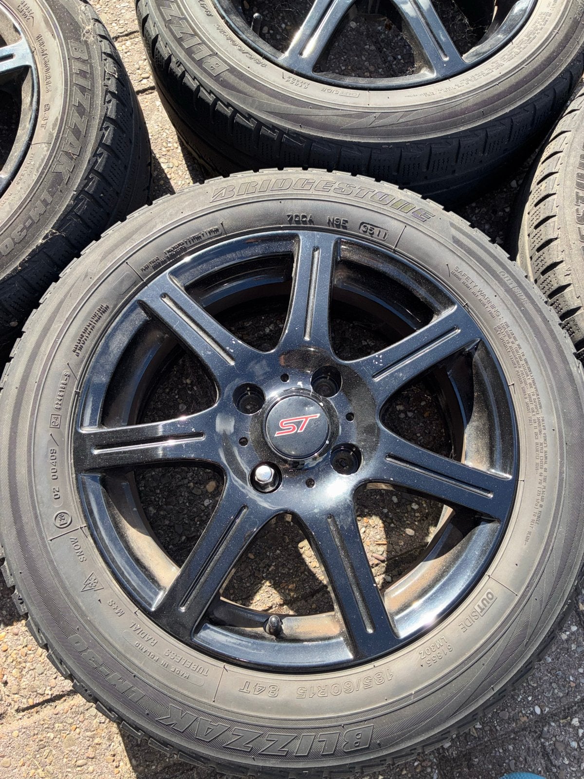 Ford Fiesta Winterbanden 15 inch - Zonder Velgschade, Ophalen, Gebruikt, 15 inch, Banden en Velgen