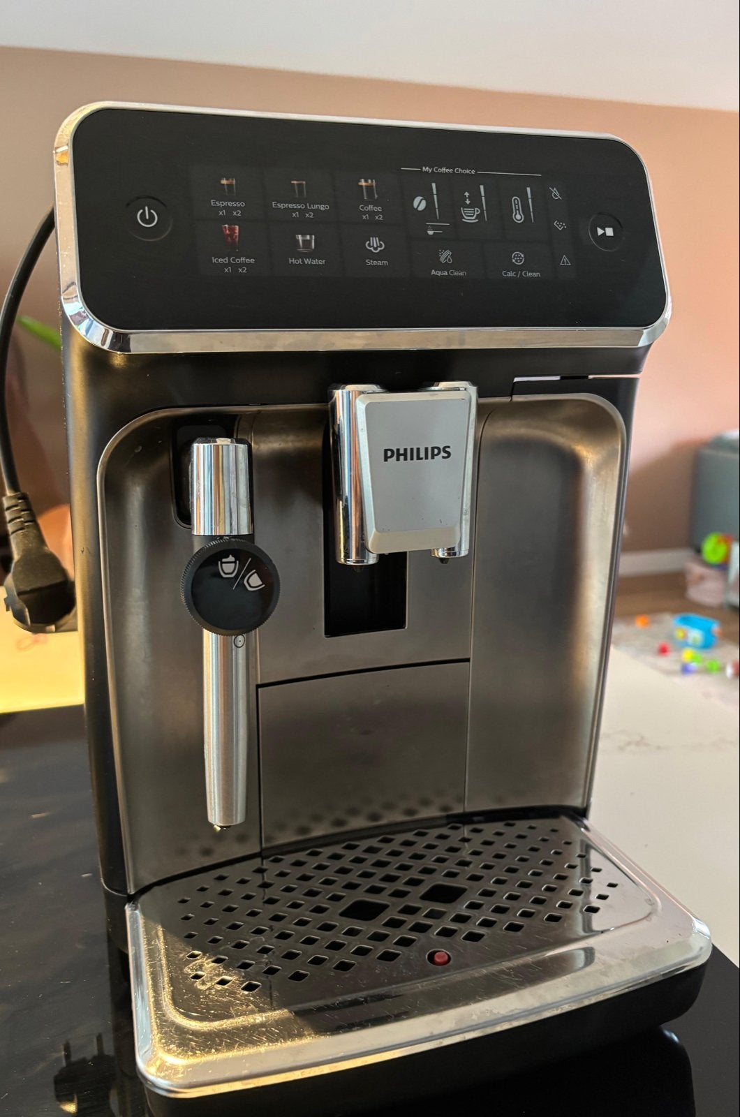 Philips EP3326/90 Volautomatische Espressomachine, Witgoed en Apparatuur, Koffiezetapparaten, Ophalen, Afneembaar waterreservoir