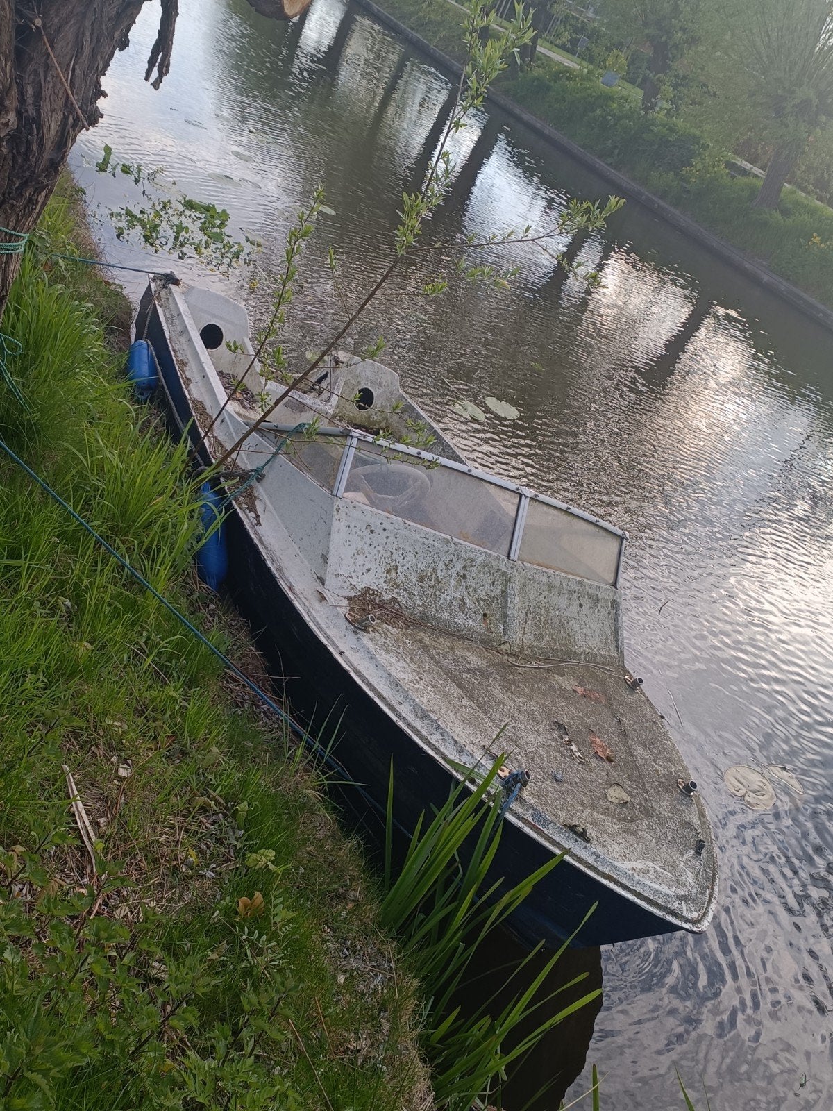 Oud bootje om te restaureren of onderdelen, Ophalen, Gebruikt, Overige typen, Motorboot