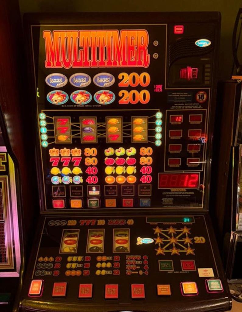 Multitimer gokkast, Verzamelen, Automaten | Gokkasten en Fruitautomaten, Euro, Ophalen, Met sleutels