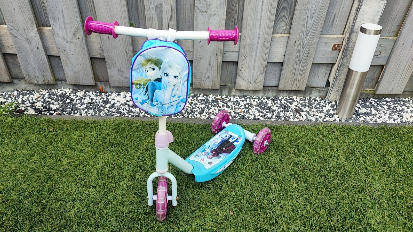 Frozen Kinderstep met 3 wielen, Ophalen, Gebruikt, Minder dan 16 inch