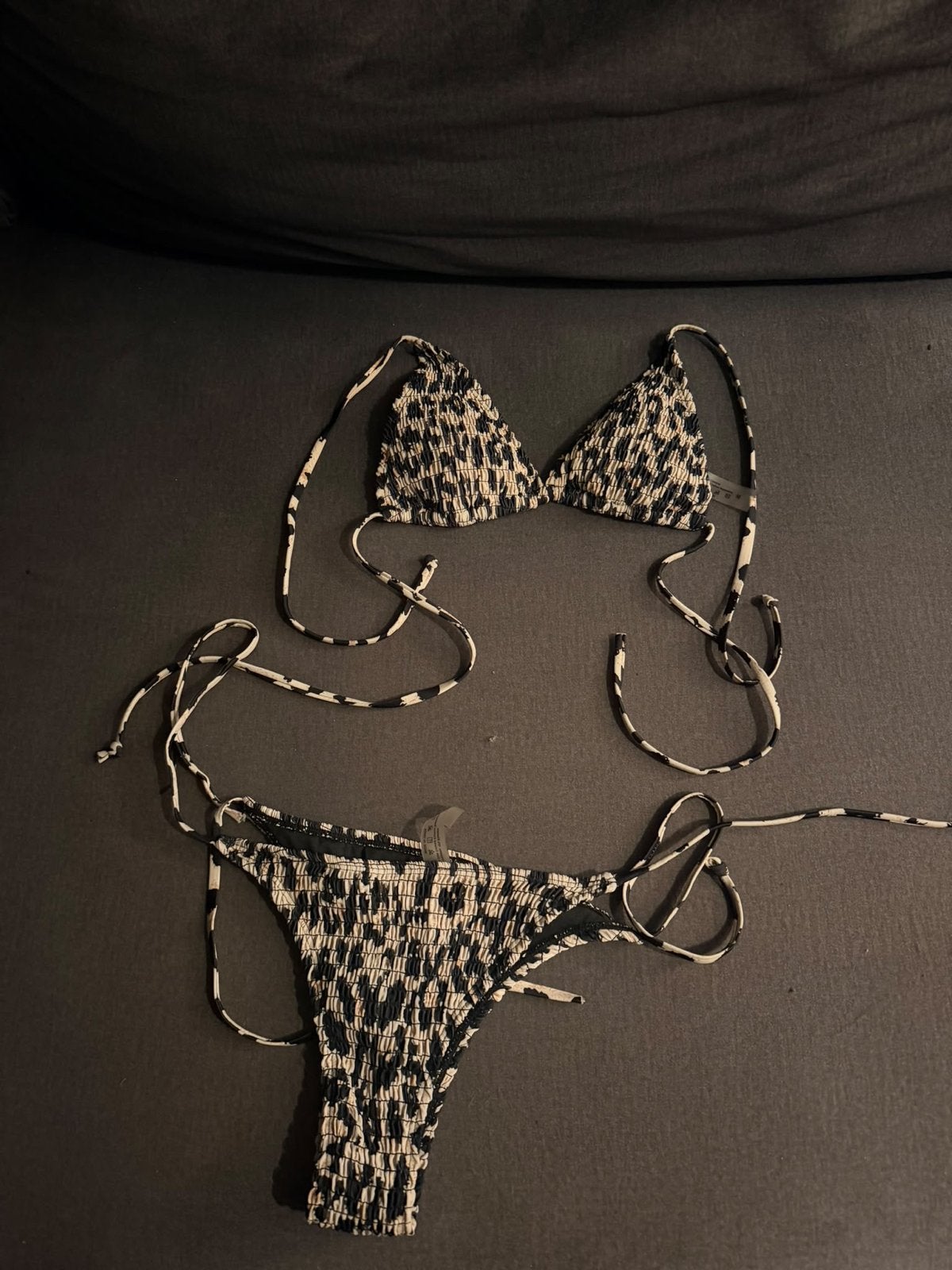 Panterprint bikini topje en broekje maat M, Ophalen of Verzenden, Gedragen, Meerkleurig, Bikini