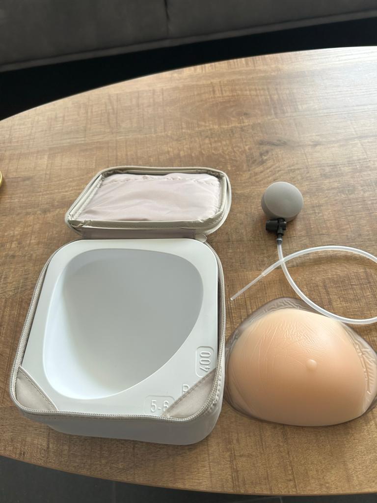Amoena Balance Adapt Air MP Borstprothese Maat 6, Diversen, Ophalen of Verzenden