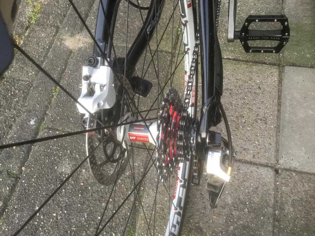 Zwarte Specialized Mountainbike met 27 versnellingen, Overige merken, Gebruikt, Vering, Ophalen of Verzenden