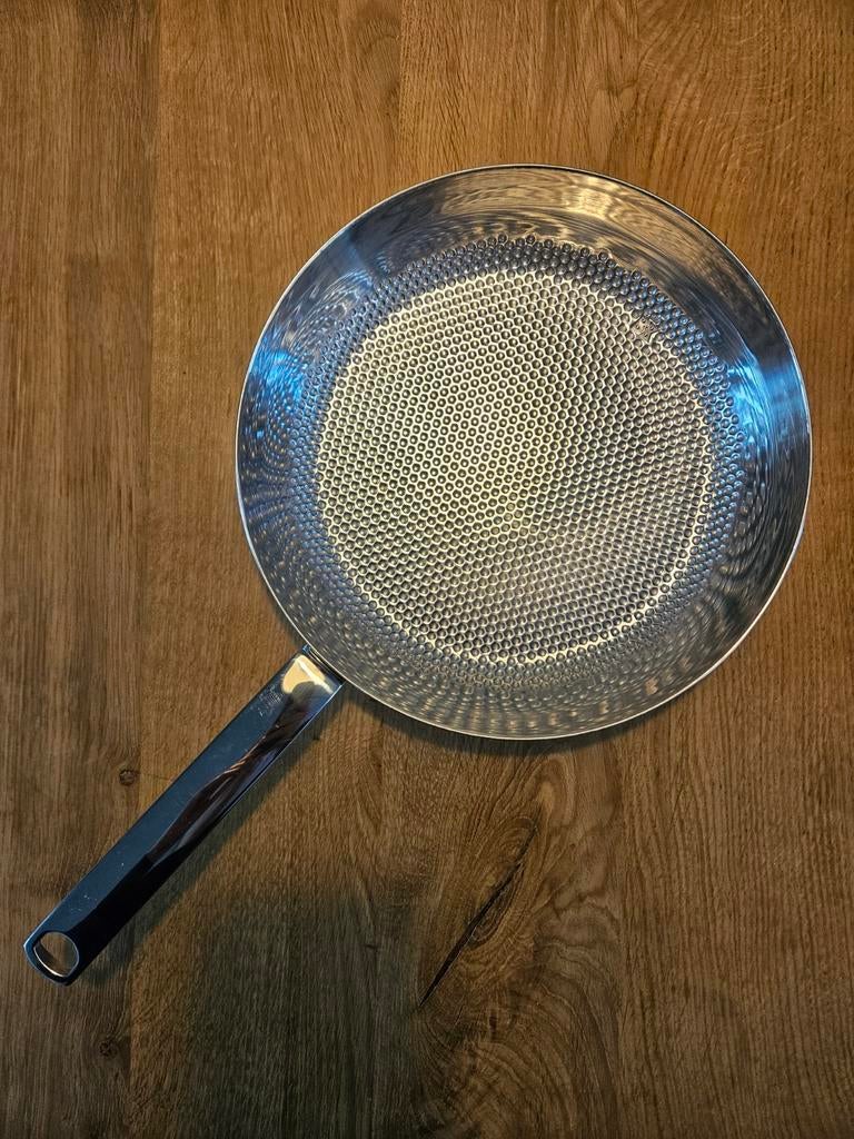 BK Conical Delux - RVS - 3-ply - 28cm, Ophalen, Zo goed als nieuw, Rvs, Keramische plaat