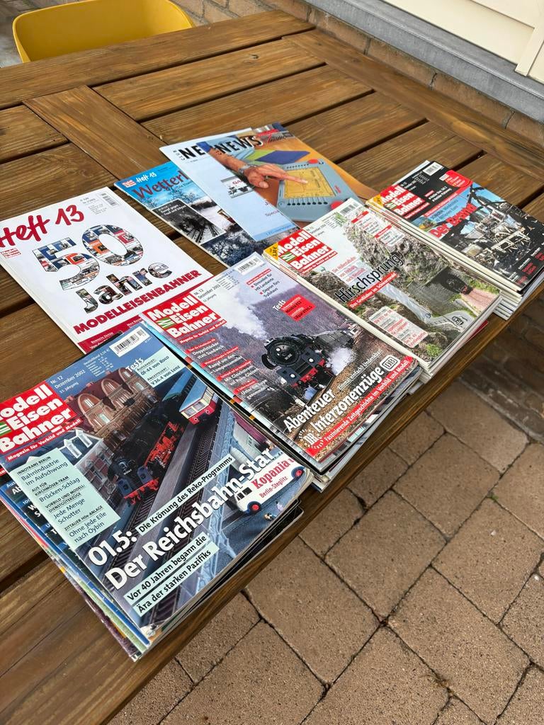 Tijdschriften Modell Eisen Bahner, 4 complete jaargangen, Ophalen, Gelezen, Overige typen