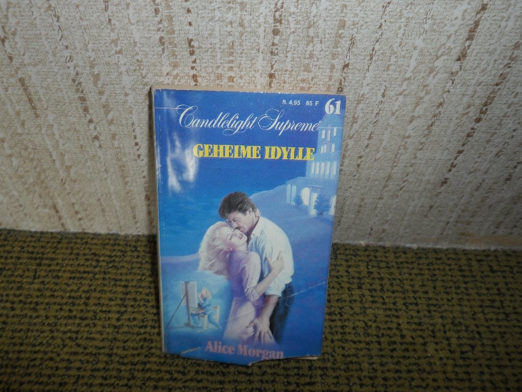 Boek, geheime Idylle, Ophalen of Verzenden, Zo goed als nieuw