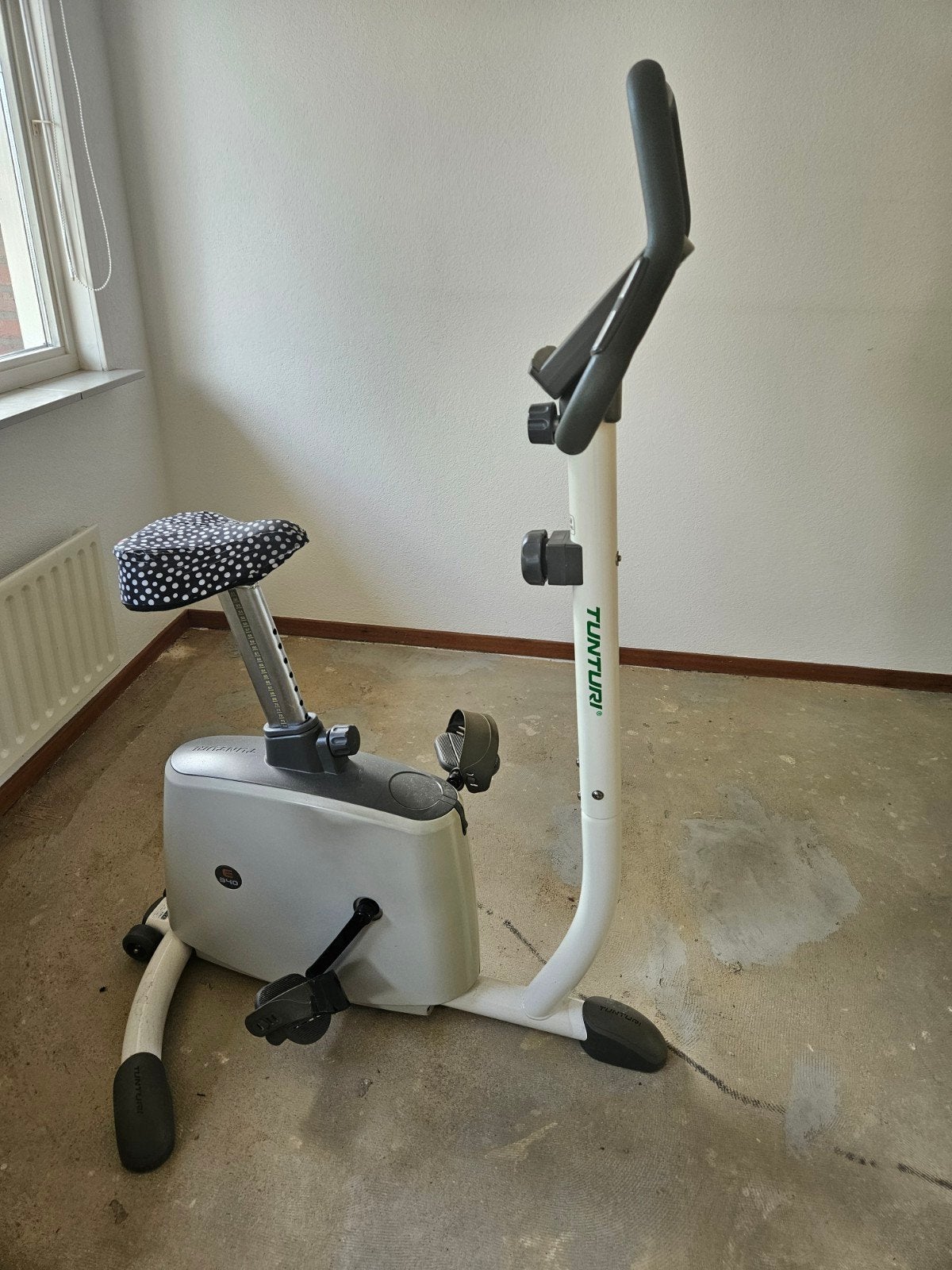 Hometrainer, Sport en Fitness, Fitnessapparatuur, Ophalen, Gebruikt, Hometrainer