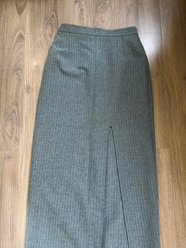 Lange rok met split aan de voorkant - Maat S, Kleding | Dames, Ophalen of Verzenden, Zo goed als nieuw, Zwart, Onder de knie