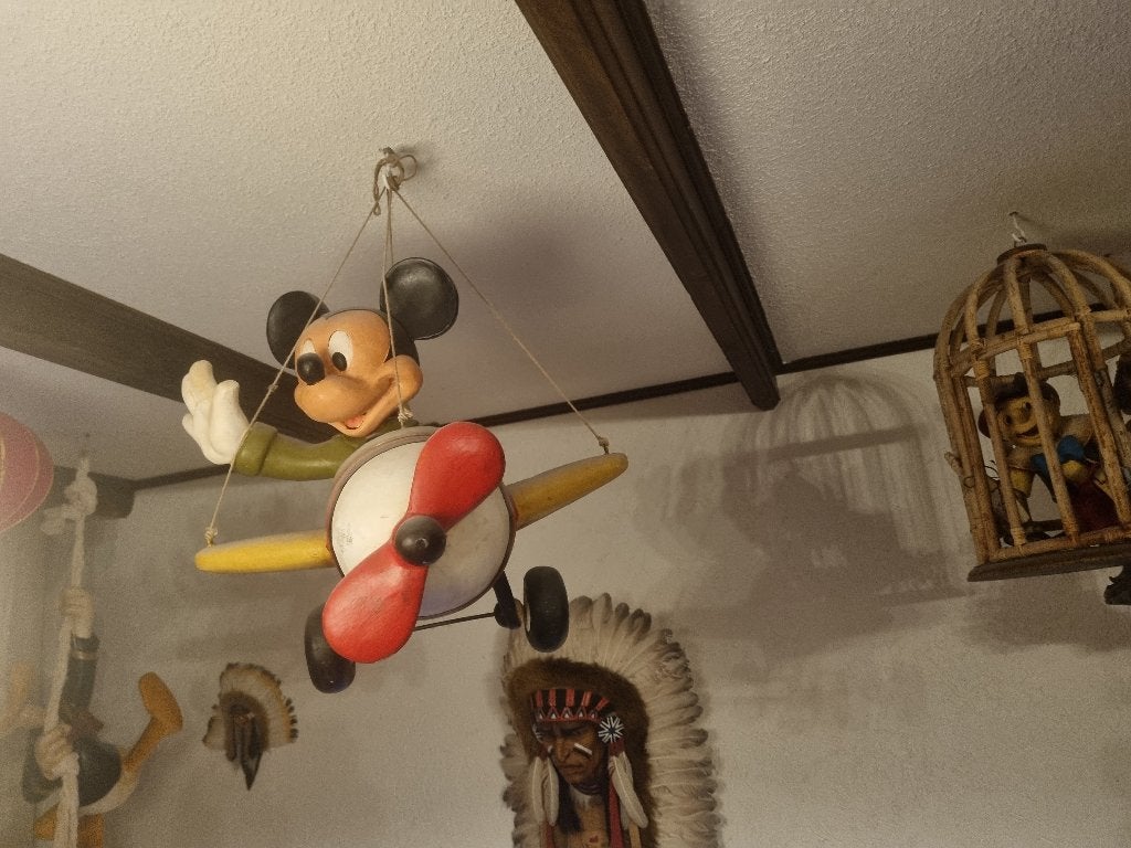 Beeld disney mickey mouse vliegtuig, Ophalen, Mickey Mouse, Zo goed als nieuw, Beeldje of Figuurtje