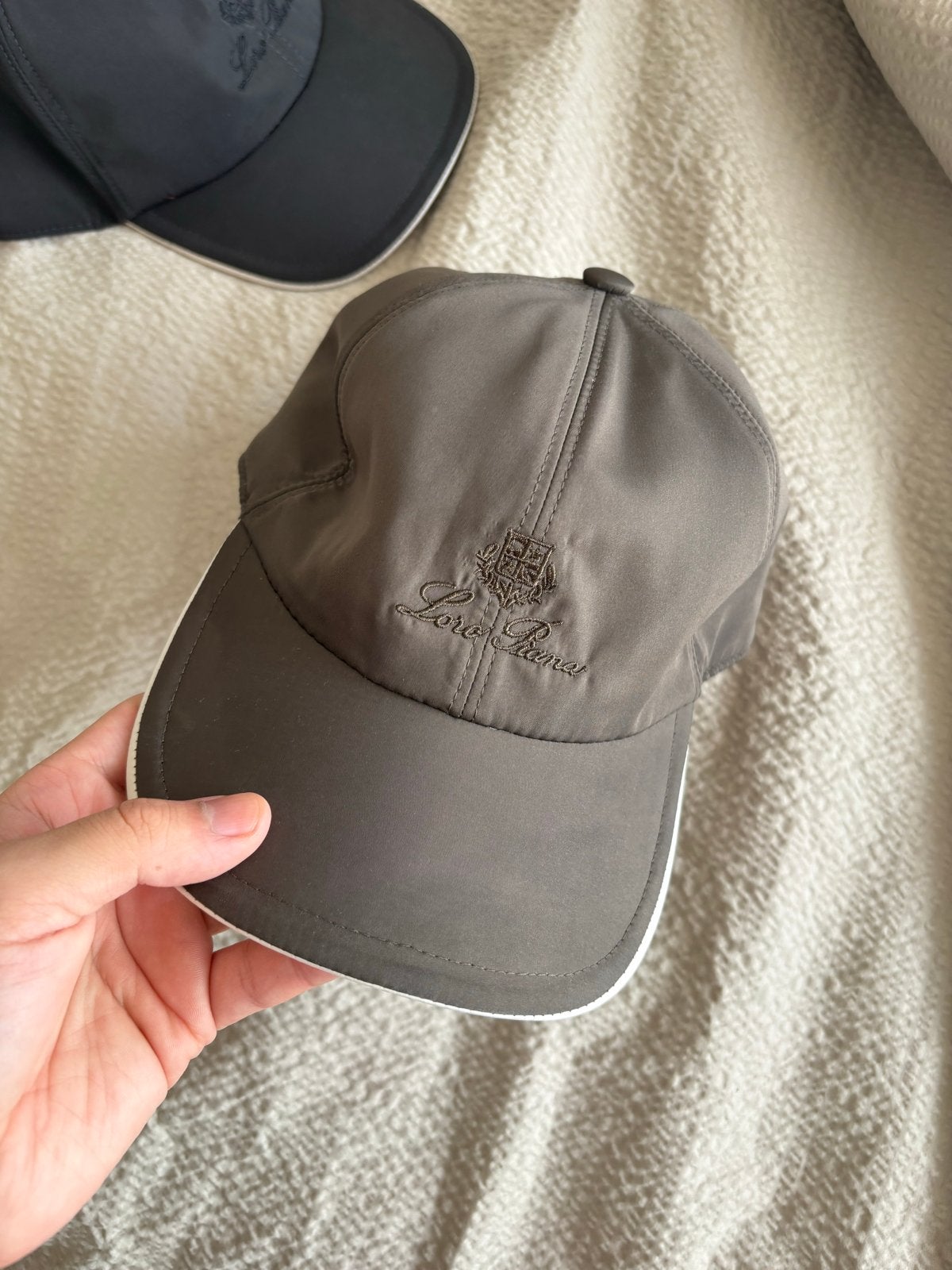 Loro Piana  Pet - Zo goed als nieuw, Kleding | Heren, Hoeden en Petten, Ophalen of Verzenden, Zo goed als nieuw, Pet