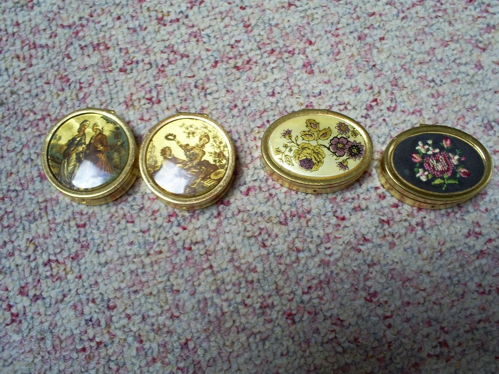 Pillendoosjes 4 stuks, Ophalen of Verzenden, Gebruikt