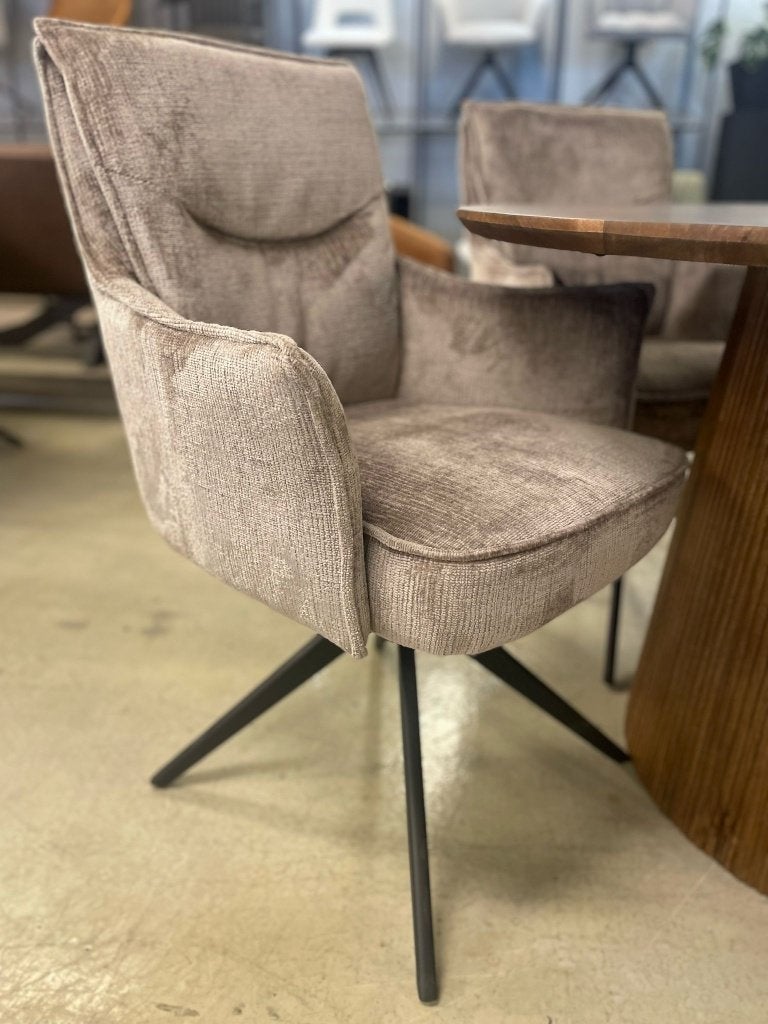 LEEGVERKOOP CHEFMEUBEL TAUPE STOEL ARMLEUNING NIEUW VOORRAAD, Overige kleuren, Hout, Nieuw, Ophalen of Verzenden