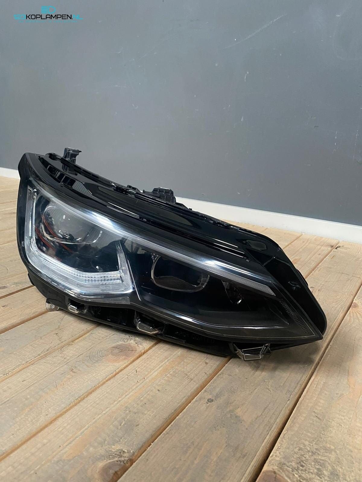 VW Volkswagen Golf 8 Black Edition IQ LED koplamp rechts, Auto-onderdelen, Verlichting, Ophalen, Gebruikt, -, Volkswagen
