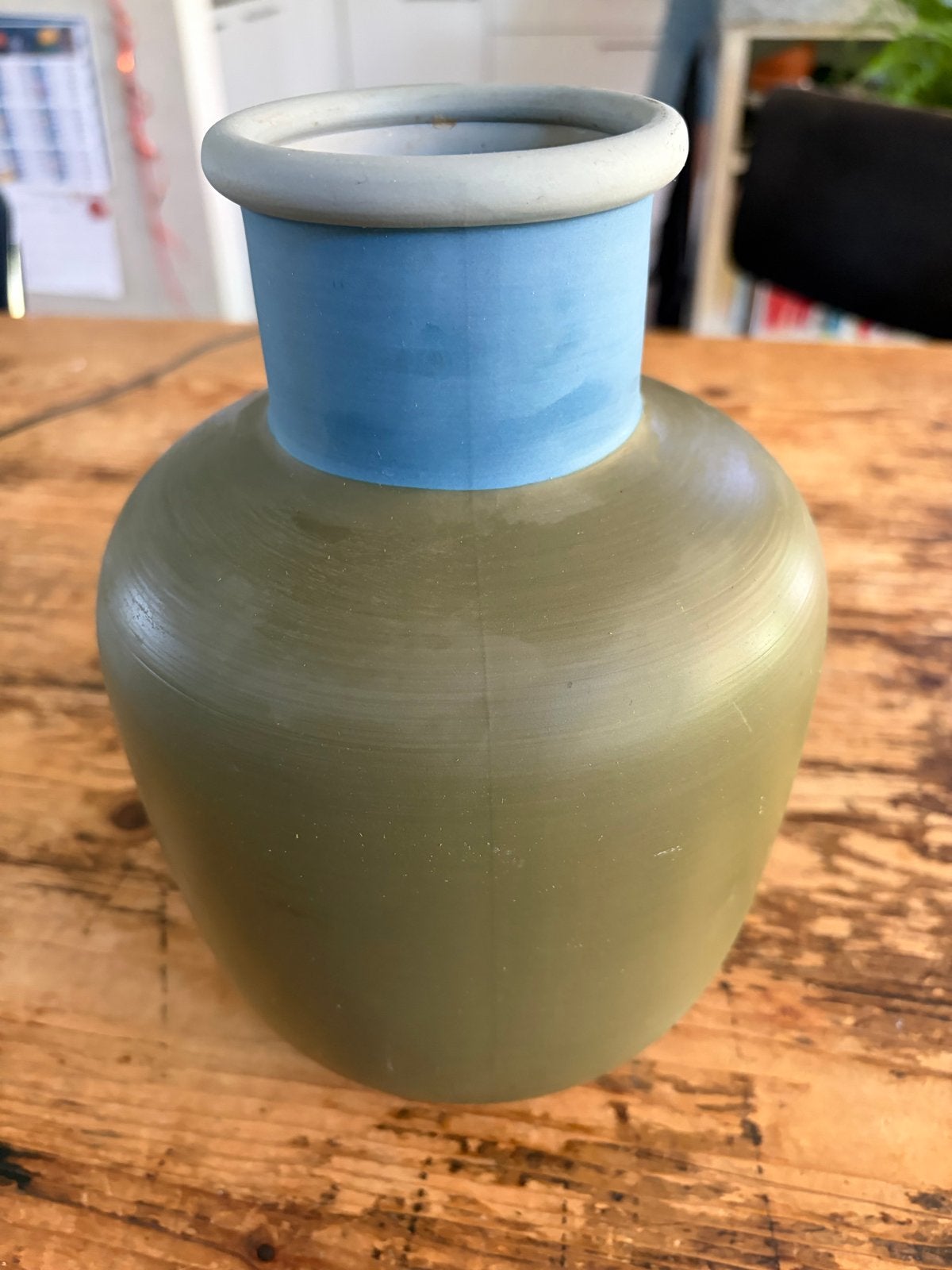 IKEA x HAY YPPERLIG Vaas - Olijfgroen/Blauw, Ophalen, Aardewerk of Porselein, Zo goed als nieuw, Minder dan 50 cm