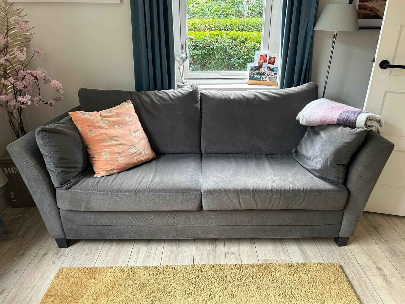 Comfortabele grijze 2,5 zitsbank van Montèl, Ophalen, Gebruikt, Tweepersoons, 75 tot 100 cm