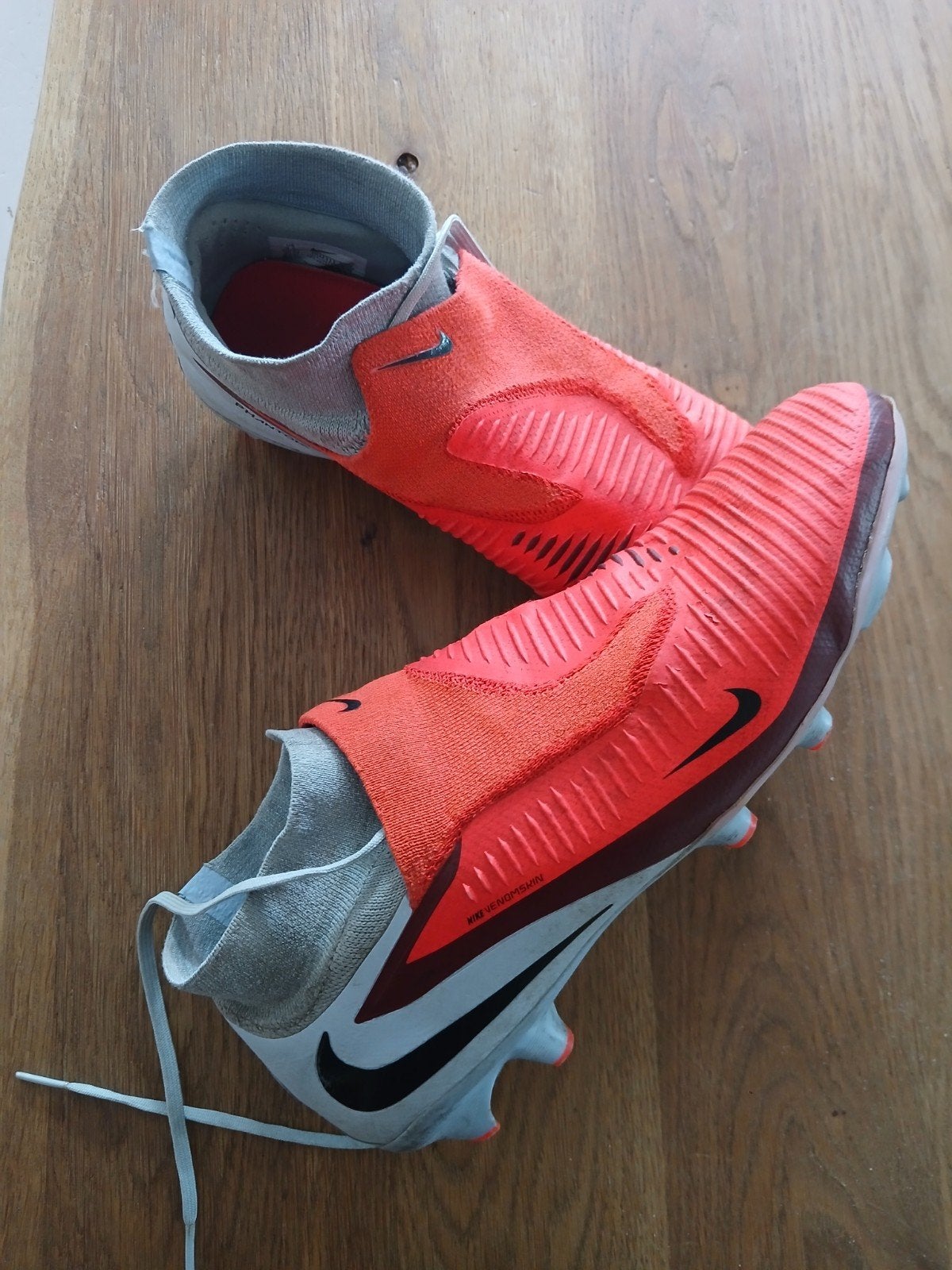 Nike Phantom Flyknit 25/26 Pro voetbalschoenen maat 43, Maat XS of kleiner, Ophalen of Verzenden, Gebruikt, Schoenen