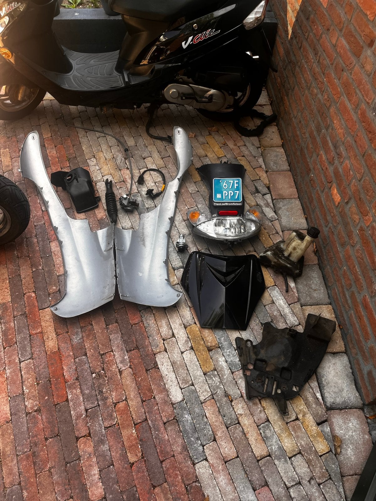 Peugeot Vivacity onderdelen: blok, kappen en meer, Fietsen en Brommers, Brommeronderdelen | Scooters, Ophalen, Gebruikt, Overige typen