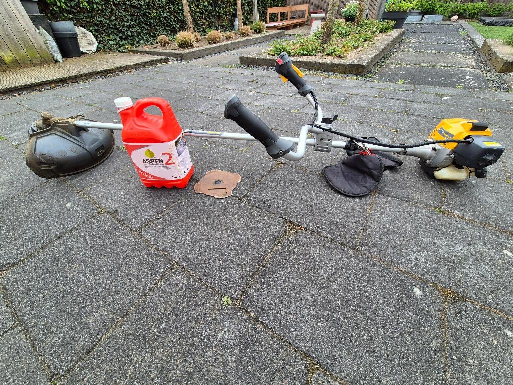Benzine Bosmaaier Stiga 627 KD, Ophalen, Benzine, Stiga, Zo goed als nieuw