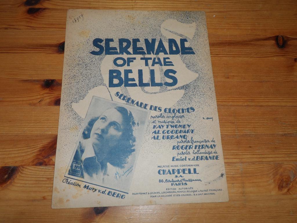 Serenade of the bells - twomey / goodhart / urbano, Gebruikt, Gitaar, Ophalen of Verzenden, Artiest of Componist