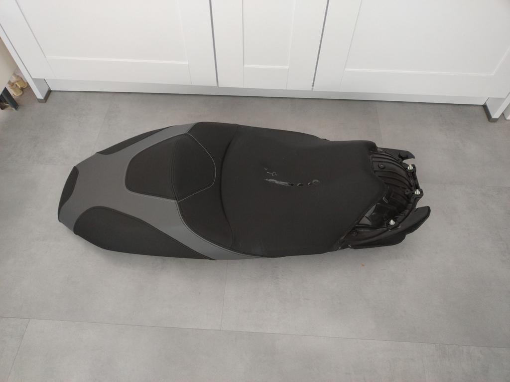 Honda ADV 350 Zadel 2023, Motoren, Ophalen of Verzenden