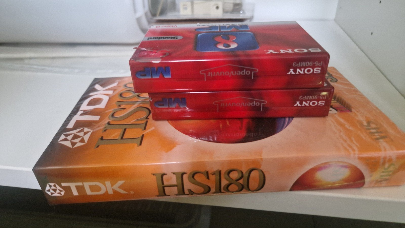 TDK HS180 VHS en Sony Video 8 MP 90 minuten tapes, Ophalen of Verzenden, Nieuw in verpakking, VHS