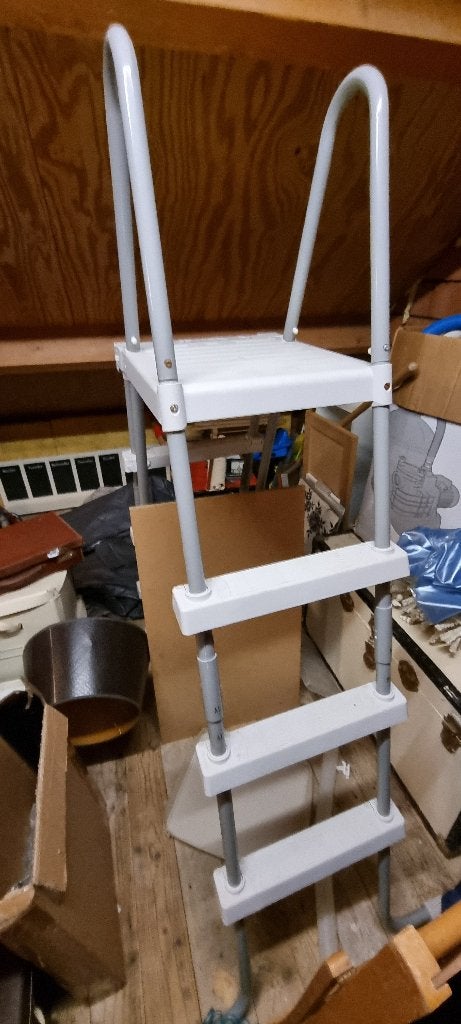 Intex zwembadtrap 122 cm, Ophalen, Zo goed als nieuw