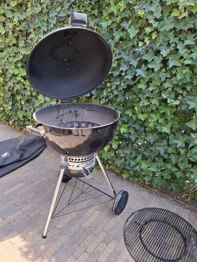 Weber Master-Touch GBS Premium SE E-5775 Black, Ophalen, Zo goed als nieuw, Weber barbecue, Met accessoires