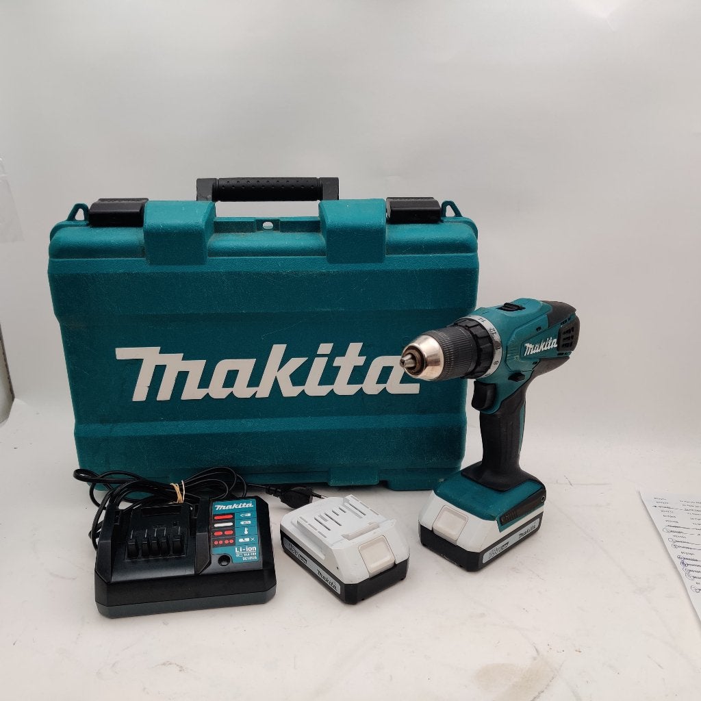 Makita DF457D Accu boor met 2 accu's en lader voor €129.99, Gebruikt, M, Ophalen of Verzenden, M