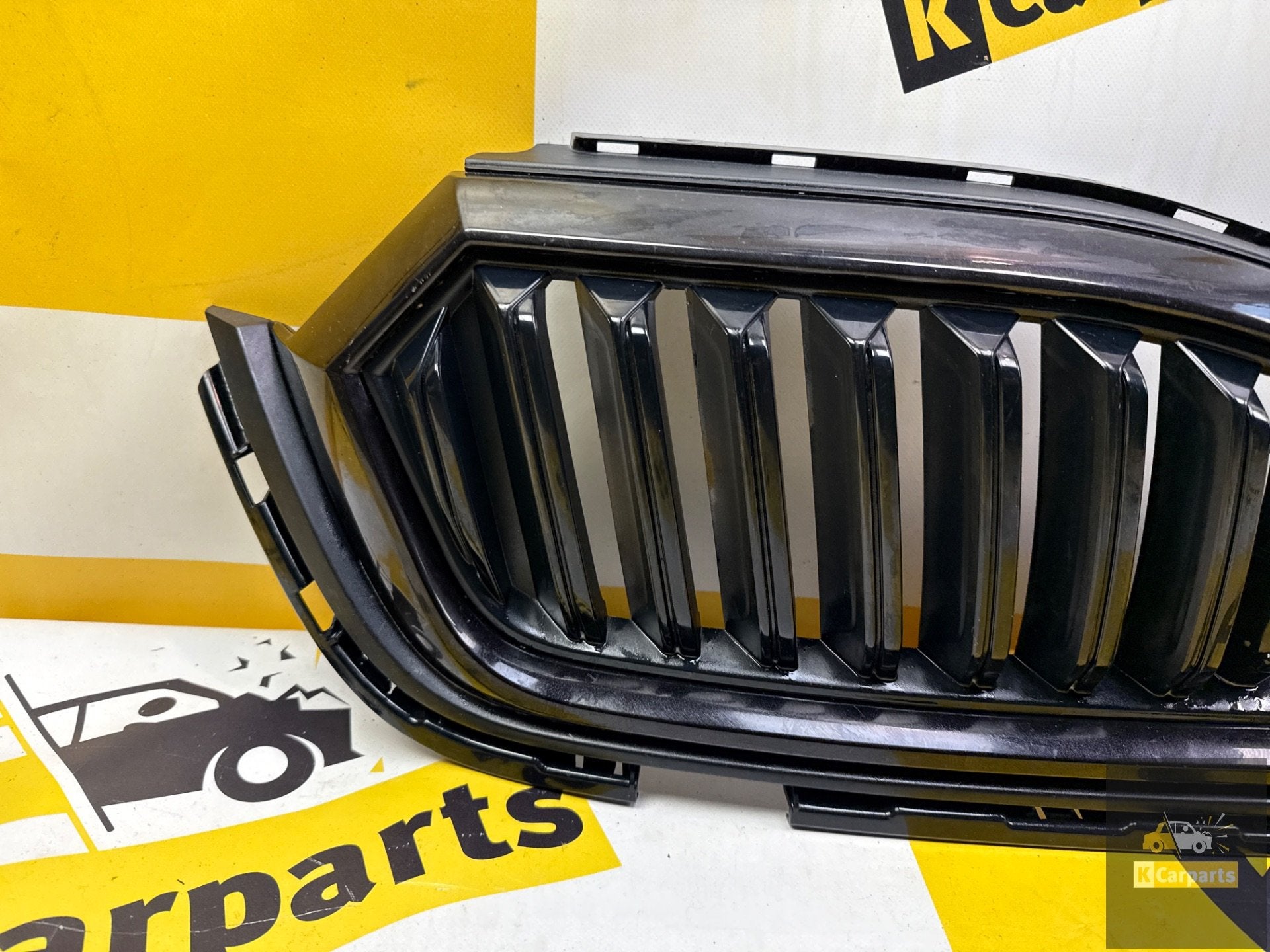 Skoda Octavia 4 Grill Origineel IV 5E3 19-5E3 Grill, Voor, Skoda, Bumper, Skoda Auto a.s.